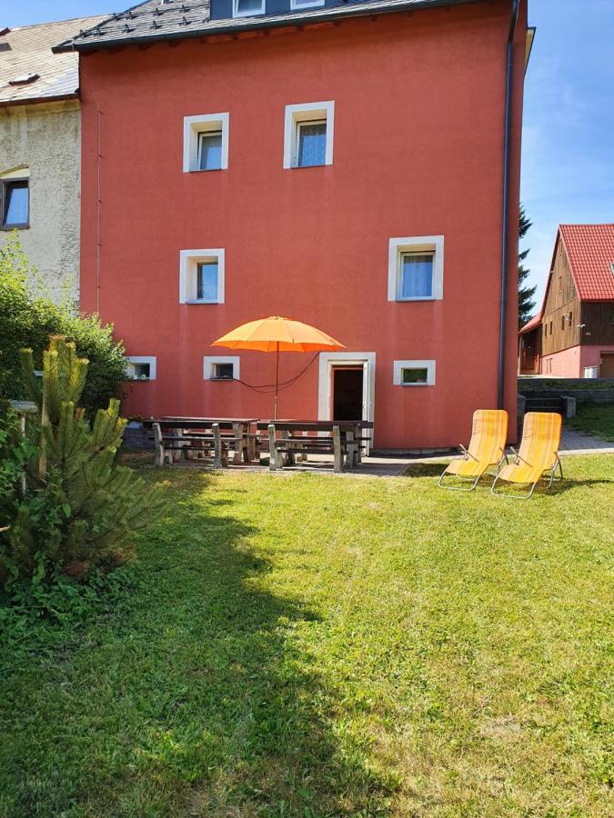 Apartments Viktoria Klinovec Kovářská المظهر الخارجي الصورة