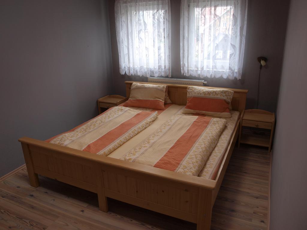 Apartments Viktoria Klinovec Kovářská المظهر الخارجي الصورة