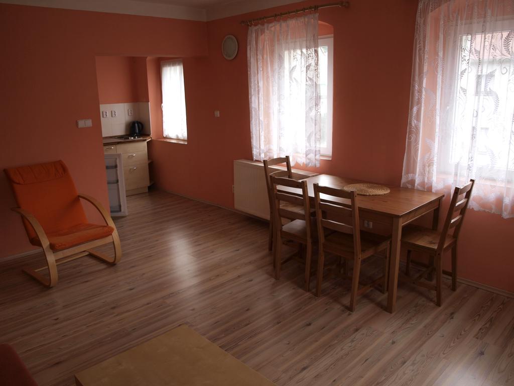 Apartments Viktoria Klinovec Kovářská المظهر الخارجي الصورة